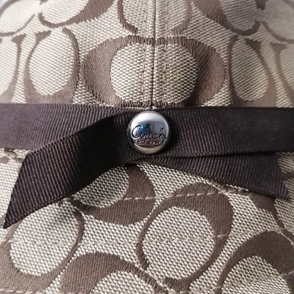 Coach Bucket Hat Signature Pattern in Khaki NWT - Picture 3 of 7